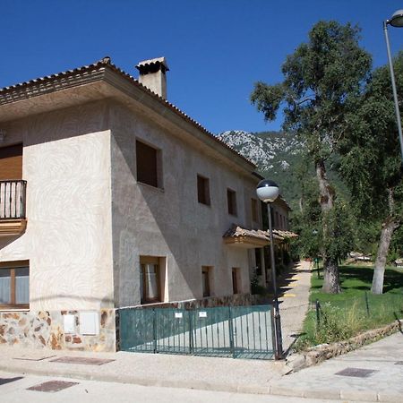 Residencial Los Robles Арройо-Фрио Экстерьер фото
